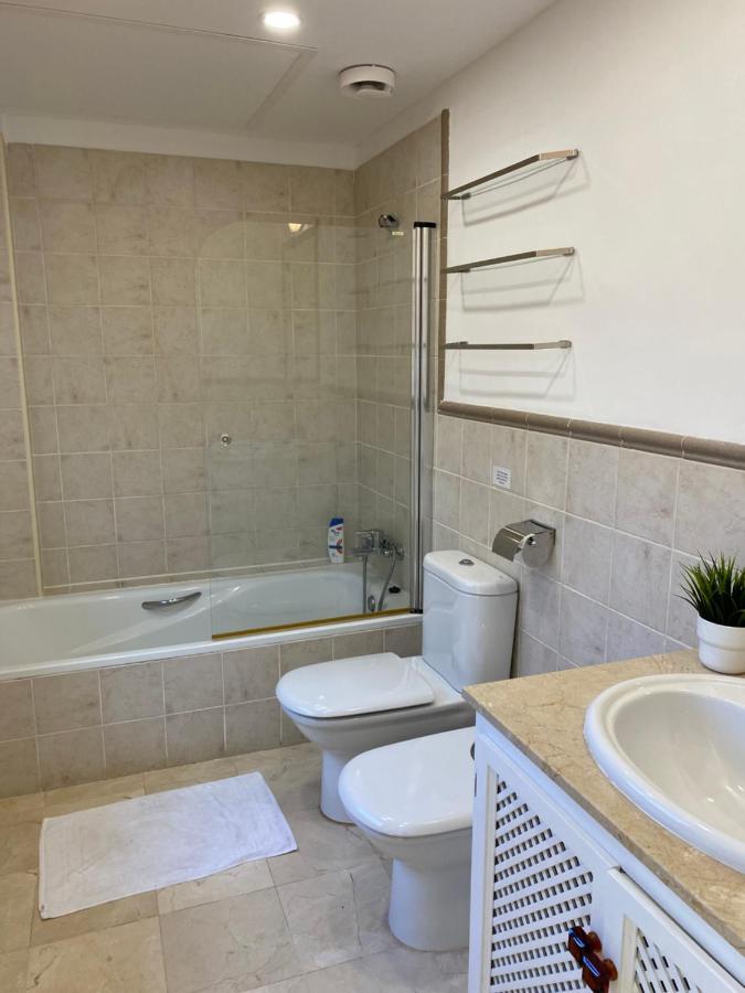 Bahia De Casares Apartment Estepona Exterior photo