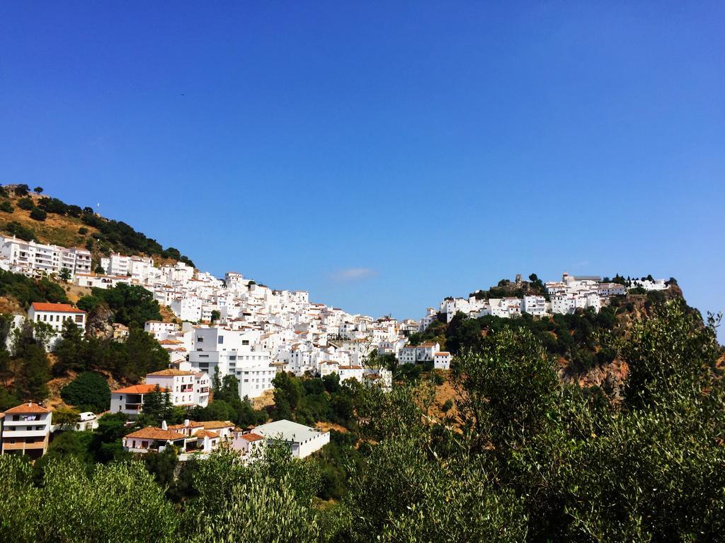 Bahia De Casares Apartment Estepona Exterior photo